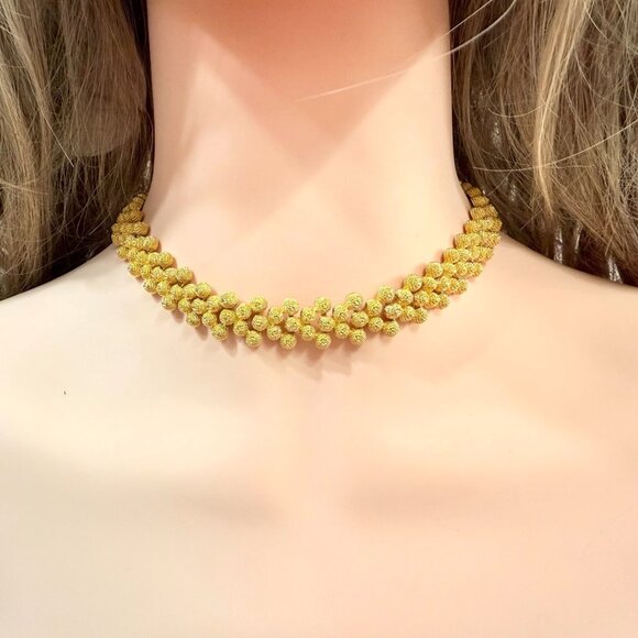 Vintage Bee Hive Cannetille Bright Gold Tone Necklace - Picture 10 of 10